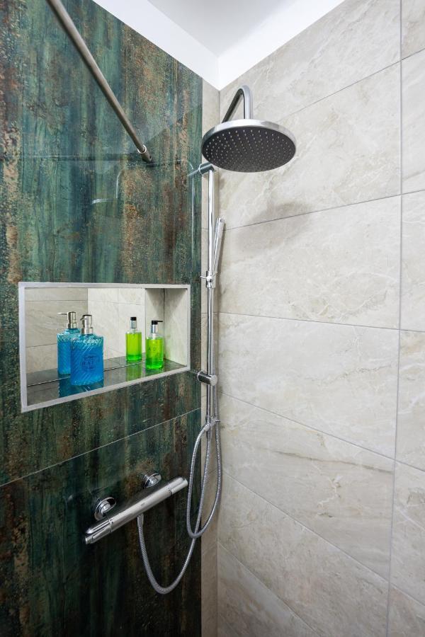 Metropole Apartments Studio City بوخارست المظهر الخارجي الصورة