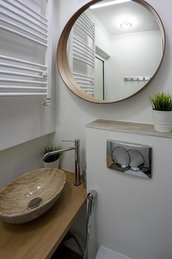 Metropole Apartments Studio City بوخارست المظهر الخارجي الصورة